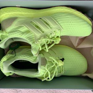 Size 7M/8W IVY PARK Ultra Boost Sneaker - NEW